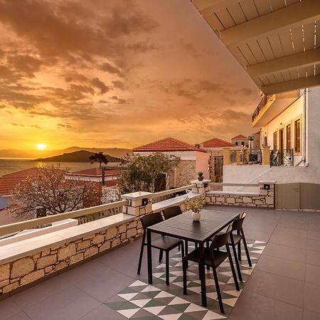 Chalki Sunrise Suites Екстериор снимка