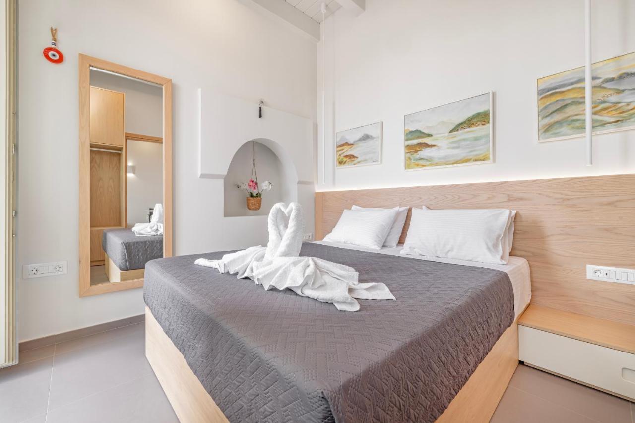 Chalki Sunrise Suites Екстериор снимка